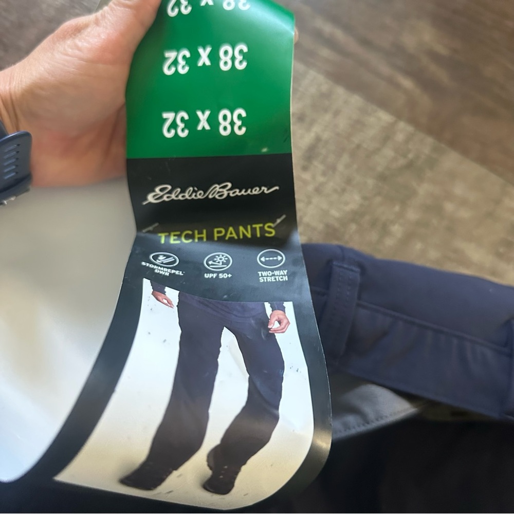 New Eddie Bauer Tech pants in atlantic - Picture 6 of 8